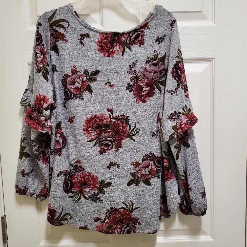 Long Sleeved Flowered Tunic with Mid-Sleeve Ruffle and Slight Shirttail Hem